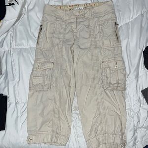 Size 4 Cabi cargo capris